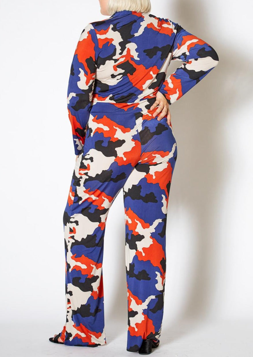 Hi Curvy Plus Size Camo Collared Jumpsuit