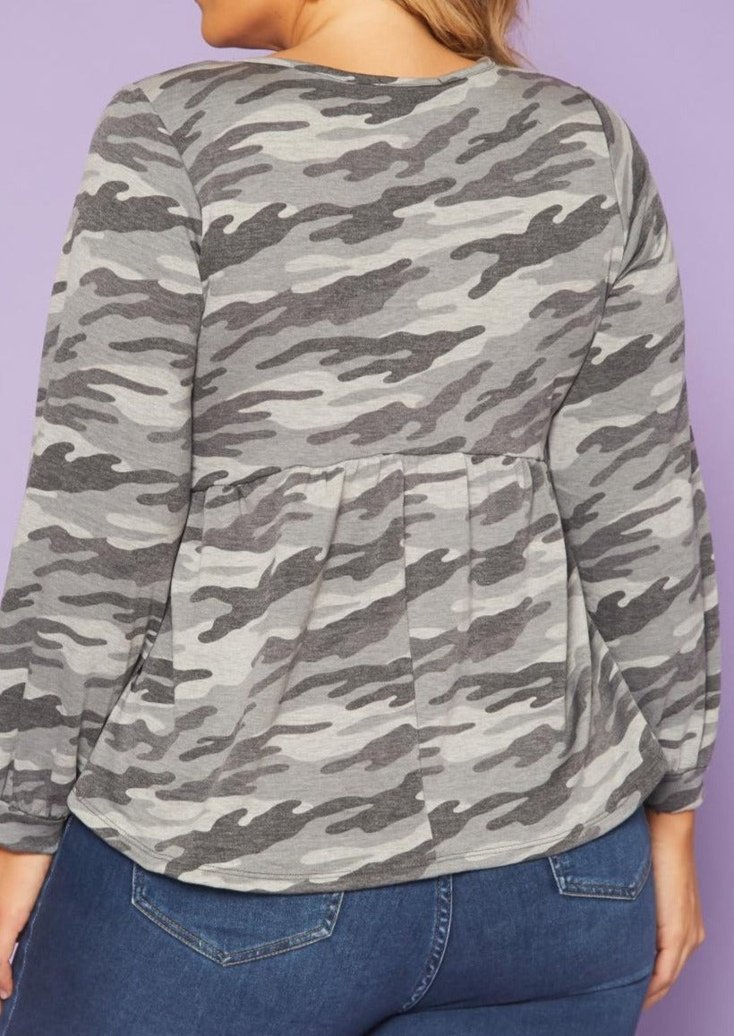 Hi Curvy Plus Size Camo Print Long Sleeve Top