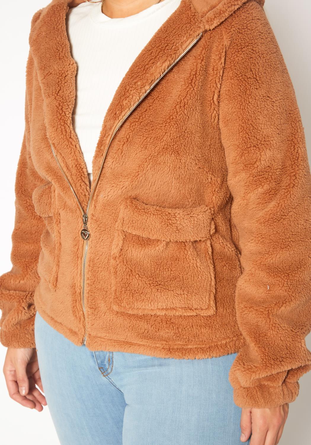HI Curvy Plus Size Women  Faux Fur Hooded Zip Front Sweater Jacket with Pockets