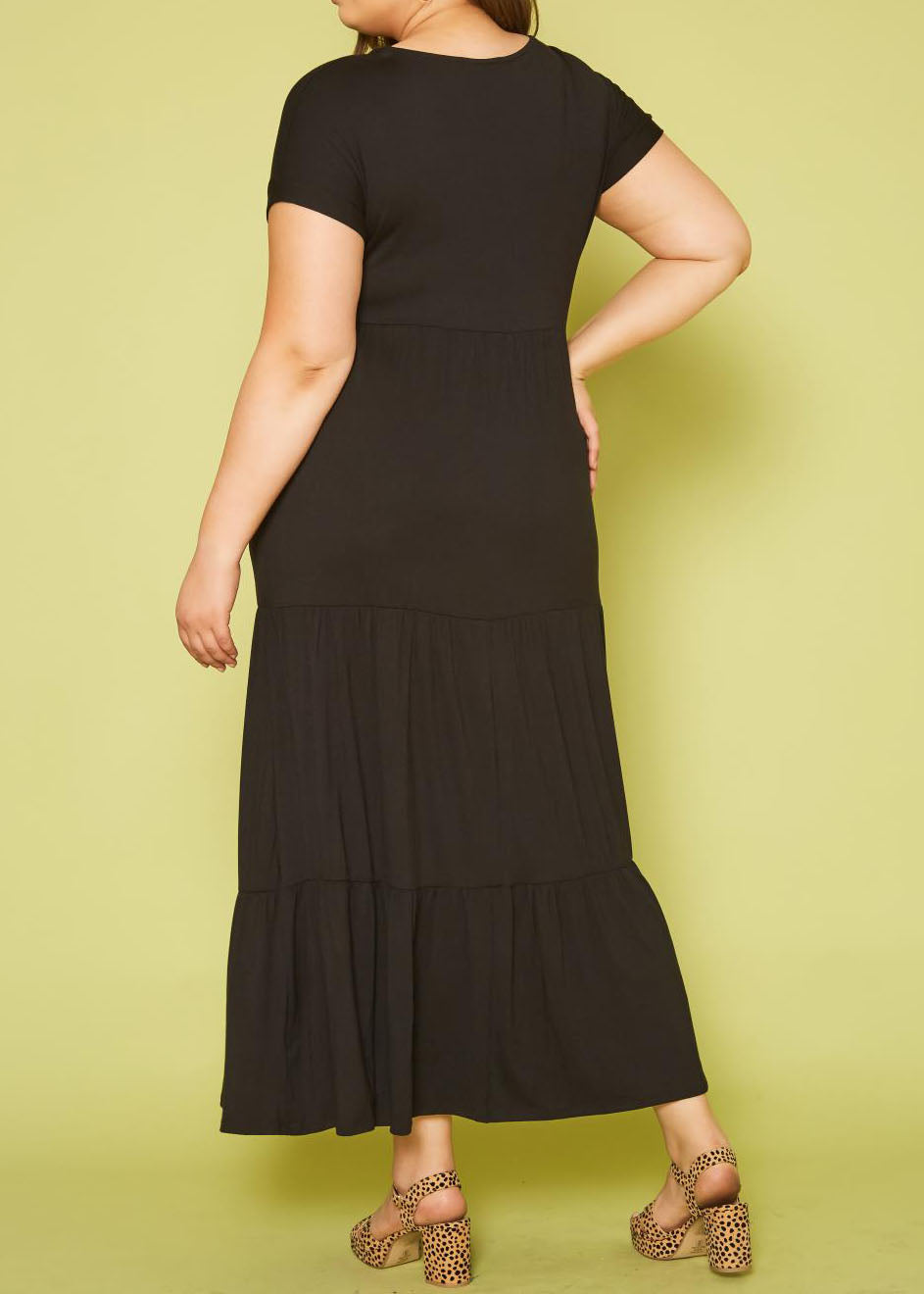 HI Curvy Plus Size Women Short Sleeve Flare Maxi Dress