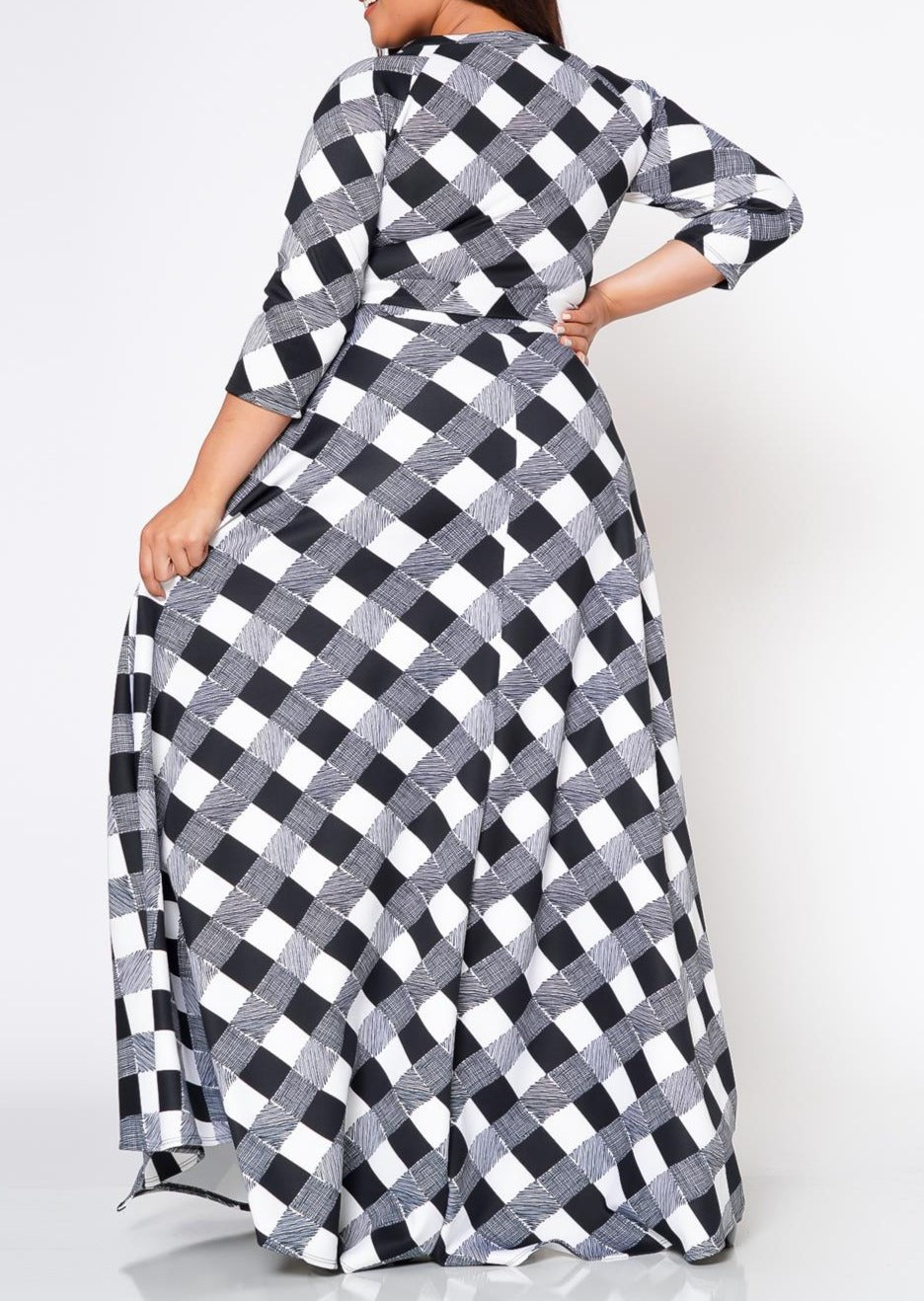 HI Curvy Plus Size Women Flare Plaid Pattern Maxi Dress with Pockets
