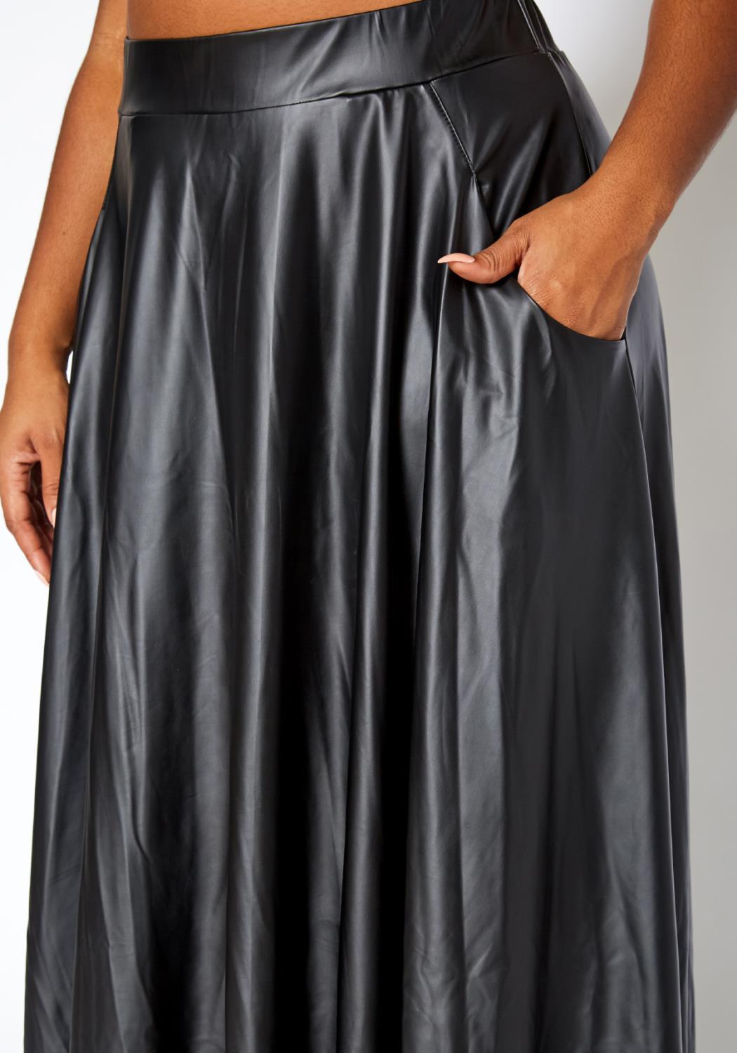 Hi Curvy Plus Size PU Leather Wide Flare Maxi Skirt