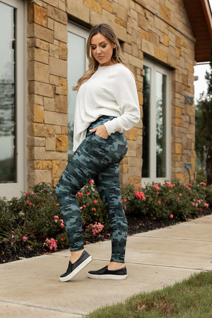 Plus Size Camo Leggings