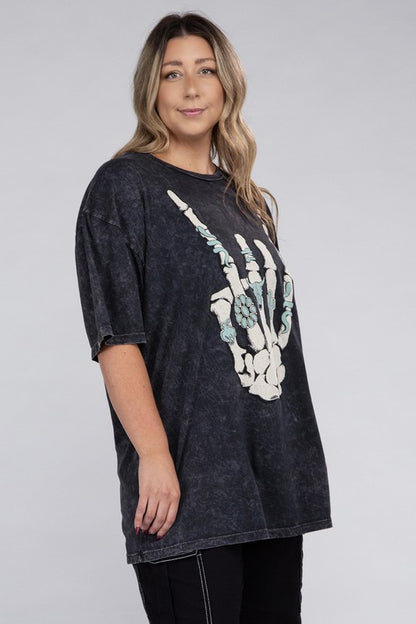 HI Curvy Plus Size Women Skeleton Rock Hand Sign Graphic Top