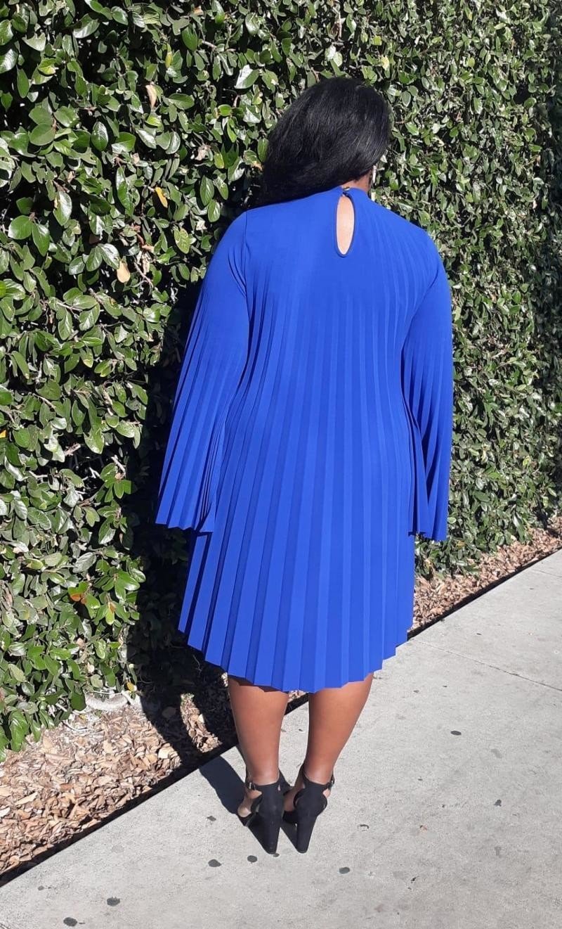 HI Curvy Plus Size Mock Neck Cape Sleeve  Keyhole Back Pleated Knee Dress