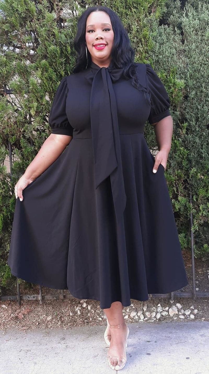 Plus Size Women Bow Collar Fit & Flare Midi Dress